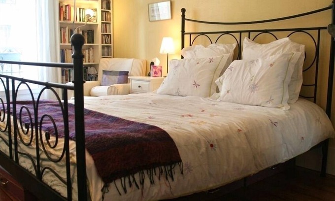 14th Arrondissement Apartment | 'Chez Pierre': Live like a Parisian!