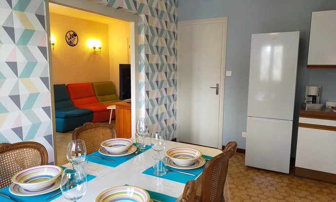 Saint-Julien-Chapteuil House | Chez Tata Malou house with garden and enclosed courtyard