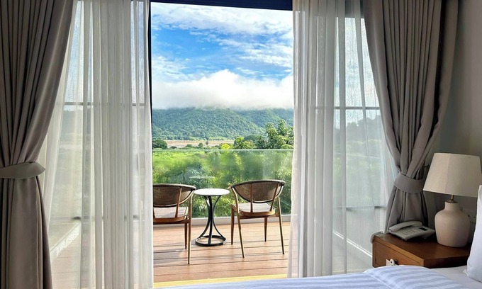 Chiang Khan Hotel | Chiangkhan River Green Hill