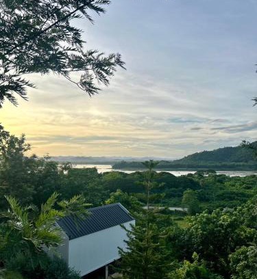 Chiang Khan Hotel | Chiangkhan River Green Hill