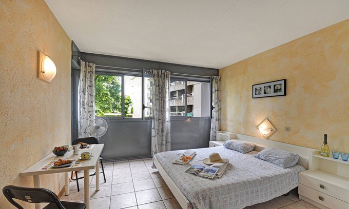 Pedrinate Apartment | Chiasso Apartments 101, Chiasso, Switzerland