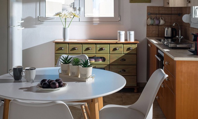 Heraklion Apartment | Chic 1-bedroom apartment with WiFi, AC in awesome Heraklion