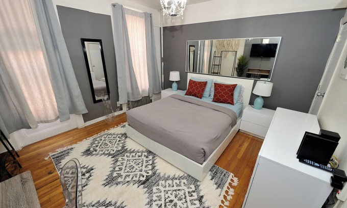 Central Park South Apartment | Chic 2BR Urban Escape in NYC