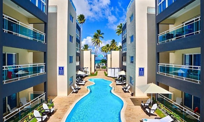 El Cortecito House | Chic Beachfront Apartment - Private Beach Access