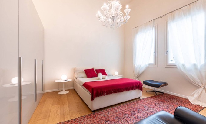 Parma City Centre Apartment | Chic Elegance at Borgo Tommasini Apartment