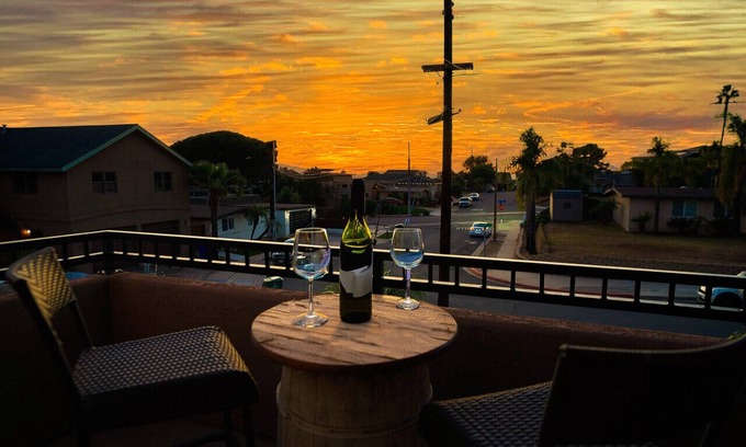 Bay Park House | Chic Escape Ping Pong Bonfires and Patio