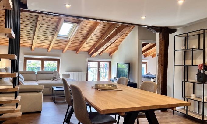 Bermeo Apartment | ChicFlat Bermeo 2 (Duplex in the old town)