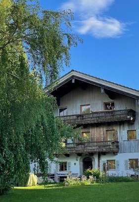 Bernau am Chiemsee Apartment | ChiemseeRefugium - Ferienwohnung Berg