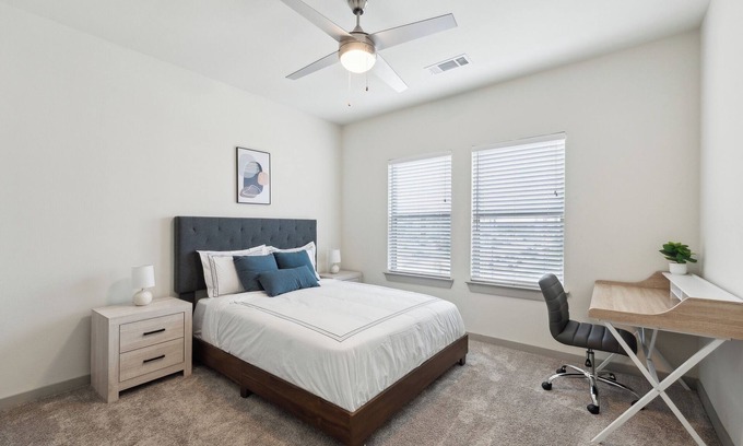 Cleburne Apartment | Chisholm Trace 933 I Spacious 1Bed 1 Bath