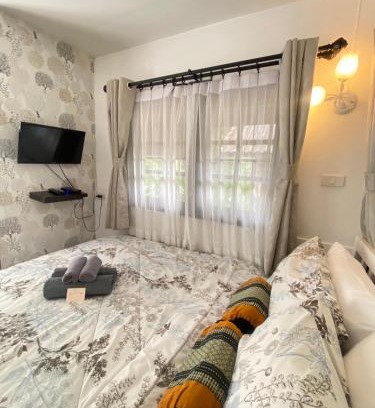 Pak Chong Bed & Breakfast | Chomklong Experience