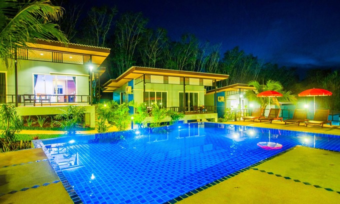 Khuekkhak Hotel | Chomphu Resort Khaolak