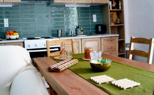 Archanes-Asterousia Apartment | Chrismma Apartment with private yard parking