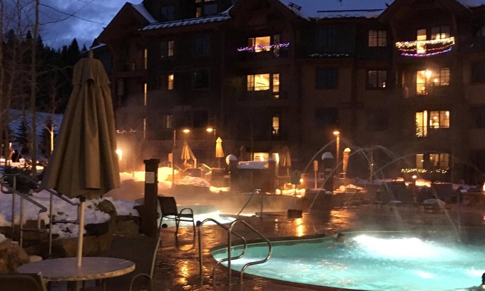 Breckenridge Apartment | Christmas at Grand Lodge on Peak 7- 2BR- 2B Dec 21 -28,2024