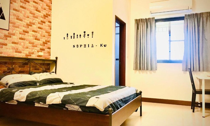 Donggang Bed & Breakfast | Chu House