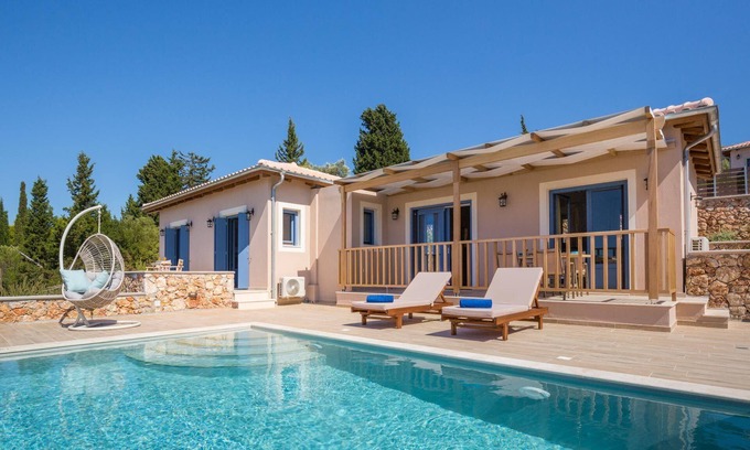 Tsoukaladhes Villa | Cielo - Two Bedroom Villa, Sleeps 4