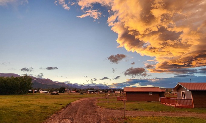 East Glacier Park Village Cabin | Circle R Cabin 5, Private Ranch, Mountain Views