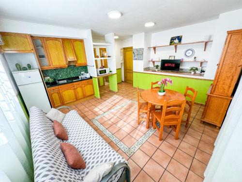 Castello de la Plana Apartment | Cisne del Mar ComoTuCasa