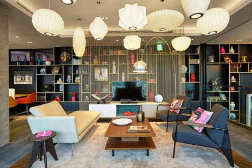 Ximending Hotel | citizenM Taipei North Gate
