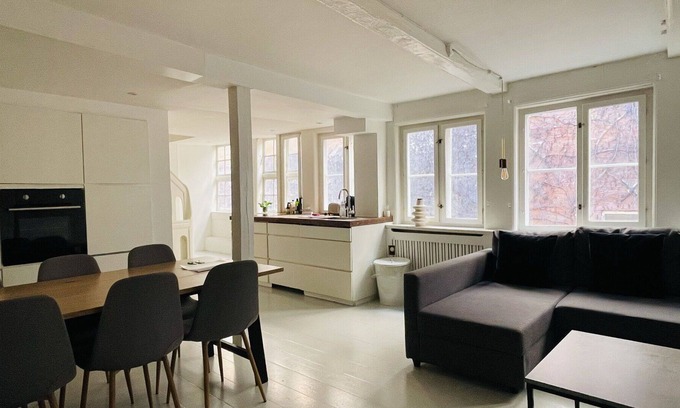 Christianshavn Apartment | City Apartment in Copenhagen with 2 bedrooms sleeps 4