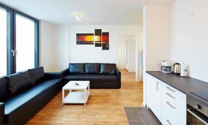 Karlshohe Apartment | City Apartment Stuttgart