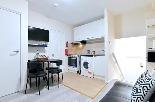 Tottenham Apartment | City Central Apartment in Tottenham