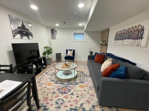 Edgewood Apartment | City Hopper!