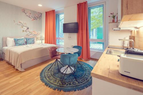 Mariahilf Apartment | City Jungle Studio