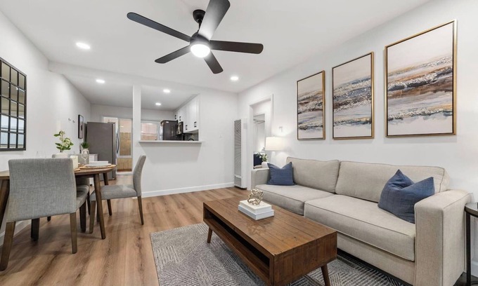 Bay Ho House | Clairemont Central | Pet Friendly | 25% Off Monthly