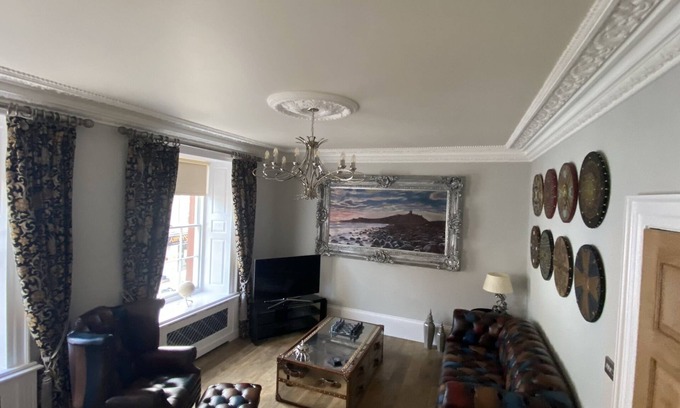 Berwick-upon-Tweed Apartment | Clan Young Suite