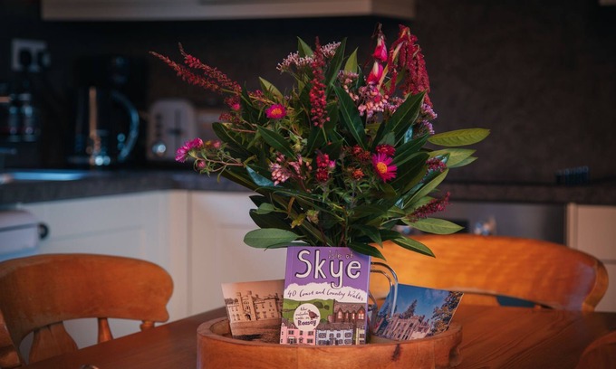 Armadale Ski Chalet | Clanranald Lodge - a cabin that sleeps 6 guests in 3 bedrooms