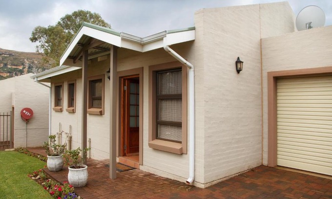 Clarens House | Clarens Cottage 2