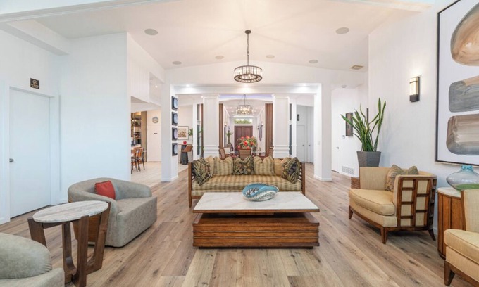 Huntington Beach House | Classic Mid-Century Home-Huntington Harbour Marina