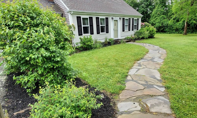 West Barnstable House | Classic Three Bedroom Cape with In ground Pool