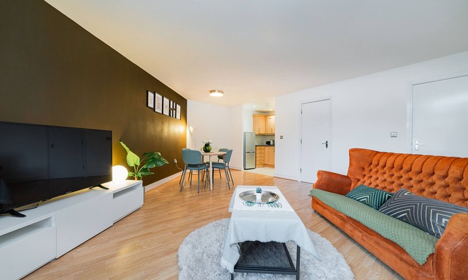 Glyndon Apartment | Classy Designed 1 Bed & 1 Bath