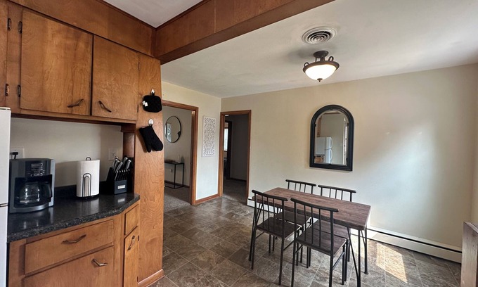 Bismarck Apartment | Clean & Cozy Spacious Apartment