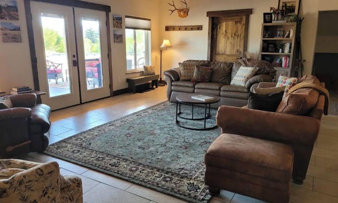 Meeker House | Cleveland Place