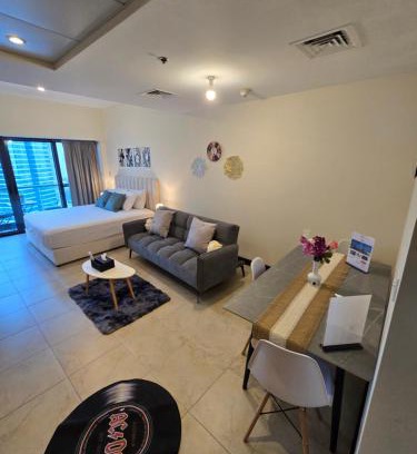 Jumeirah Lake Towers Apartment | Click Stay - JLT - Entire Studio & Balcony Lakes view Apartment -NA