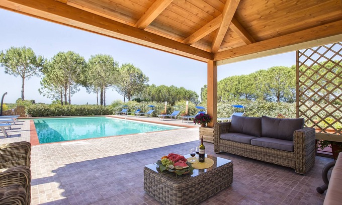 Alghero Villa | ClickSardegna Villa Girasoli with SPA and pool, Wifi, en-suite bathrooms