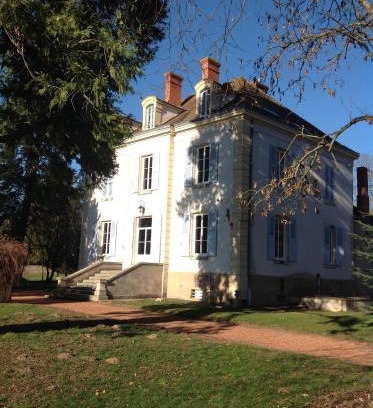 Iguerande House | CLOS MARIE