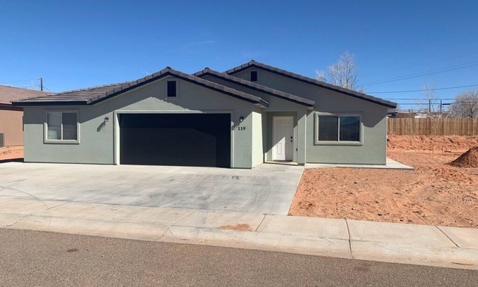 Page House | Close 2 Antelope Canyon Horseshoe Bend & Lake Powell