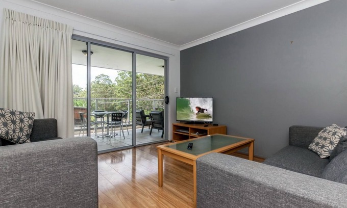 Nelson Bay Apartment | Close to Shoal Bay beach, shops and restaurants