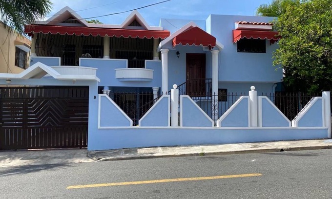 Honduras House | Closed to all attractions
