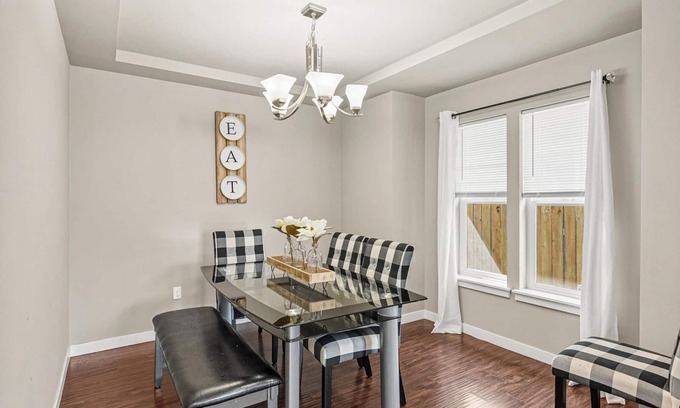 Eastside House | CLOUD VILLA: 3 storey house for bigger group