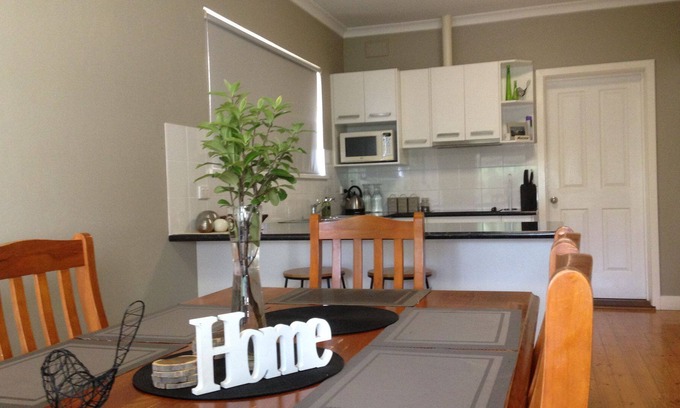 Port Lincoln House | CLove Hitch Holiday House-With Free WiFi