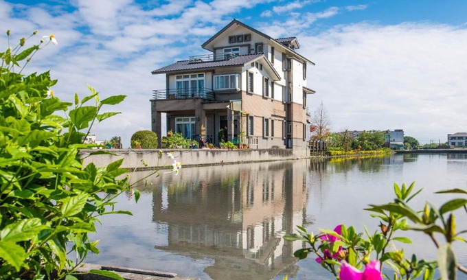 Dongshan Bed & Breakfast | Clover 248 B&B