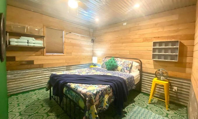 Lockhart House | Clover Casita - Your Perfect Getaway in Lockhart