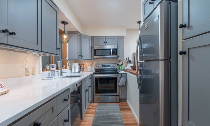 Warren Condo | Club Sugarbush #8 3 Bedroom Condo