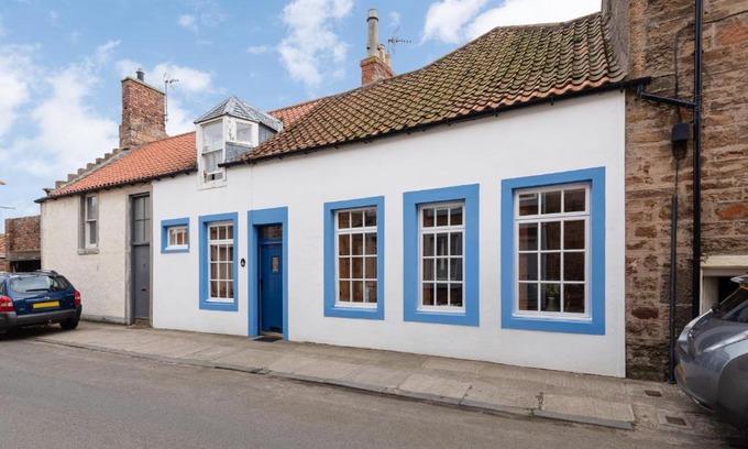 Anstruther House | Coastal 2-Bed Cottage for 4 Cellardyke Anstruther