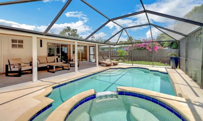 East Naples House | Coastal Cabana - Private pool & 2 miles to Beach!