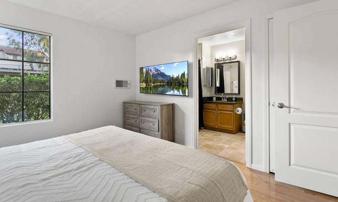 Carmel Valley Condo | Coastal Chic on Carmel Creek Rd #41967